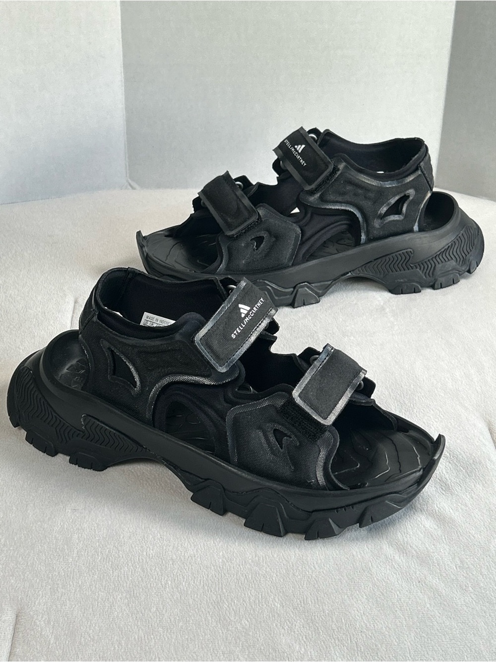 Adidas by Stella McCartney Black Hika Outdoor Sandals  Strap Women’s Size 6